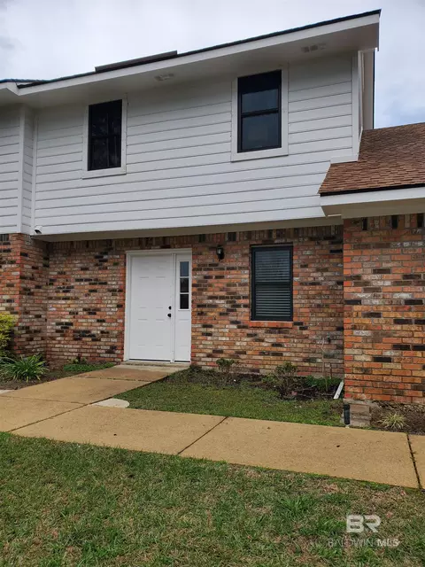 328 Clubhouse Dr #C, Gulf Shores, AL 36542