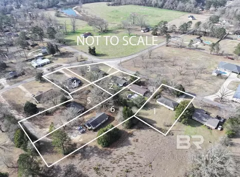 378 Woodmont Dr, Brewton, AL 36426