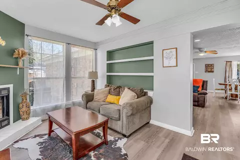 407 E Myrtle Ave, Foley, AL 36535 photo 11