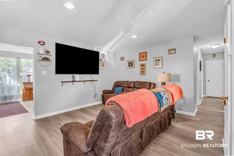 407 E Myrtle Ave, Foley, AL 36535 photo 8