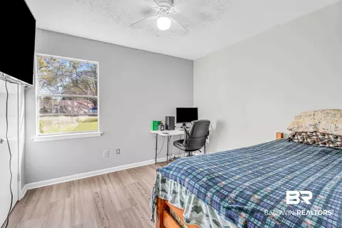 407 E Myrtle Ave, Foley, AL 36535 photo 16