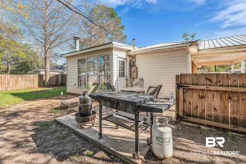 407 E Myrtle Ave, Foley, AL 36535 photo 22