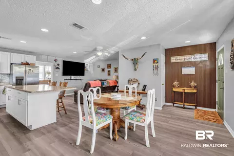 407 E Myrtle Ave, Foley, AL 36535 photo 6