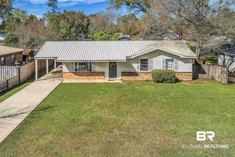 407 E Myrtle Ave, Foley, AL 36535