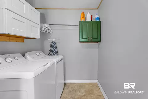 407 E Myrtle Ave, Foley, AL 36535 photo 18
