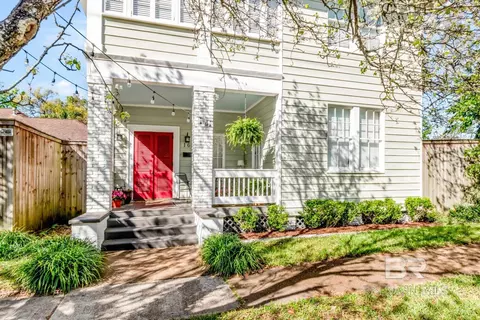 Exterior - 160 Dexter Ave, Mobile, AL 36604 photo 5 of 15