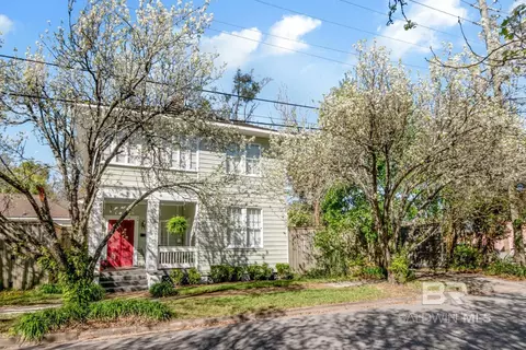 Exterior - 160 Dexter Ave, Mobile, AL 36604 photo 3 of 15