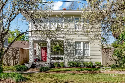 Exterior - 160 Dexter Ave, Mobile, AL 36604 photo 4 of 15