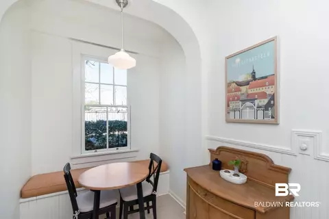 Entry Way - 160 Dexter Ave, Mobile, AL 36604 photo 1 of 2