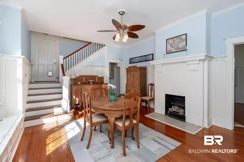 Dining - 160 Dexter Ave, Mobile, AL 36604 photo 1 of 3