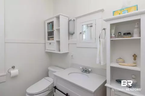 Bath - 160 Dexter Ave, Mobile, AL 36604 photo 4 of 5