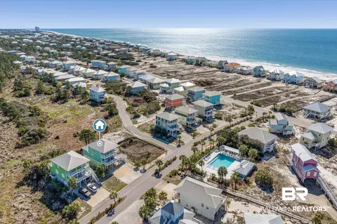 662 Morgantown Blvd, Gulf Shores, AL 36542