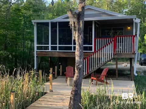 42090 Bayou Rd, Bay Minette, AL 36507