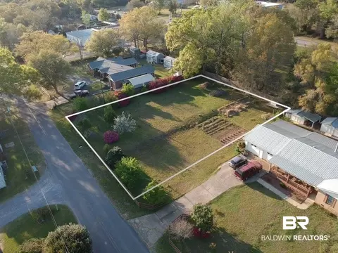14765 Camelia Ave, Magnolia Springs, AL 36555