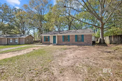 5734 Pheasant Ct, Theodore, AL 36582