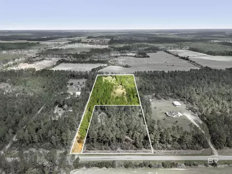 30247 Gardner Rd, Elberta, AL 36530