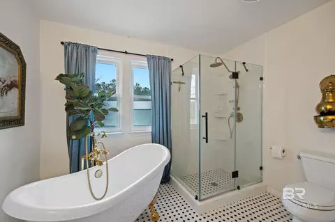 Bath - 13785 Trawick Rd, Stapleton, AL 36578 photo 3 of 5