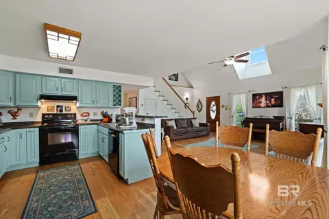 Kitchen - 13785 Trawick Rd, Stapleton, AL 36578 photo 4 of 4