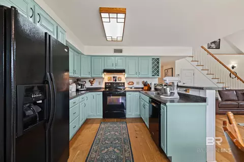 Kitchen - 13785 Trawick Rd, Stapleton, AL 36578 photo 1 of 4