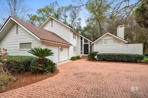 12418 John Arthur Dr, Foley, AL 36535