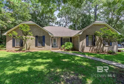 510 Patlynn Dr, Fairhope, AL 36532