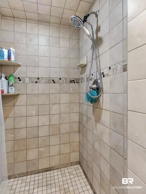 Bath - Undisclosed, Mobile, AL 36604 photo 8 of 8