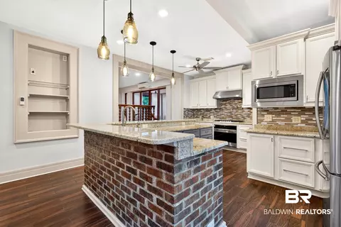 Kitchen - Undisclosed, Mobile, AL 36604 photo 2 of 3