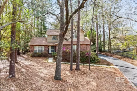639 Ridgewood Dr, Daphne, AL 36526