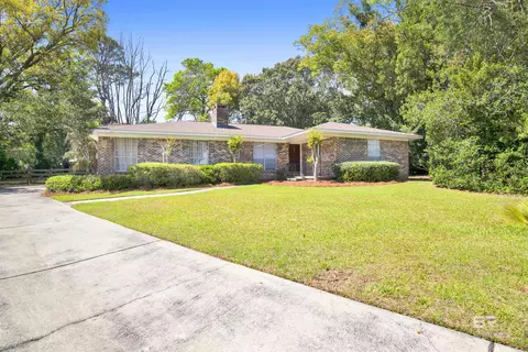 602 Patlynn Ct, Fairhope, AL 36532