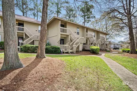 2081 N Sea Cliff Dr #2B, Daphne, AL 36526