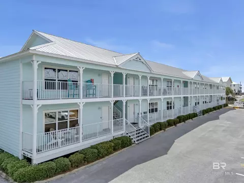 1477 W Lagoon Ave #202, Gulf Shores, AL 36542