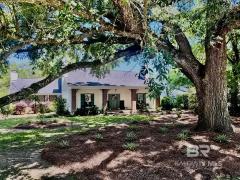 409 Santa Rosa Ave, Daphne, AL 36526