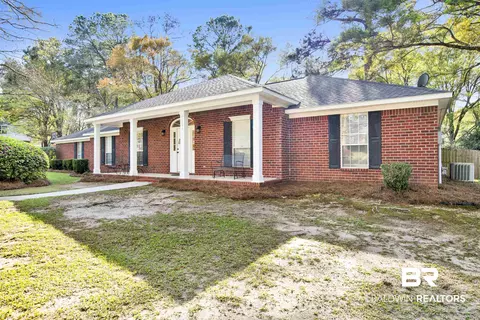 31033 Wakefield Dr, Spanish Fort, AL 36527