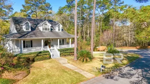 120 Worchester Dr, Daphne, AL 36526