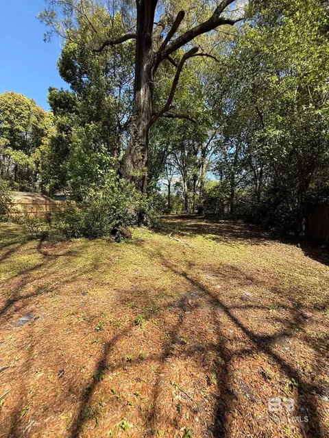 Exterior - 655 Mandrell St, Mobile, AL 36606 photo 4 of 4