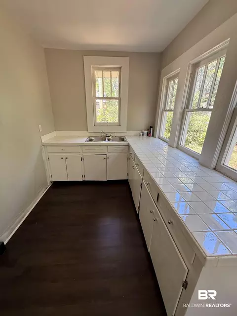 Kitchen - 655 Mandrell St, Mobile, AL 36606 photo 1 of 1