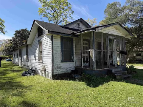 2211 Barlow St, Mobile, AL 36617 photo 6