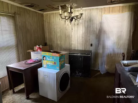 2211 Barlow St, Mobile, AL 36617 photo 2