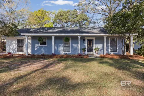 5030 E Cole Dr, Mobile, AL 36619