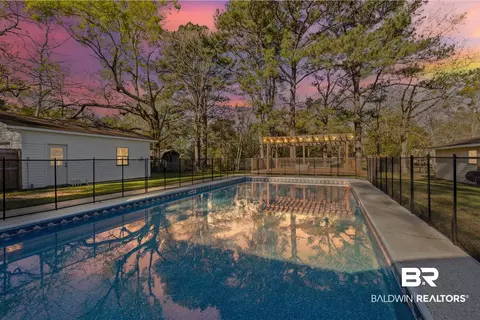 5030 E Cole Dr, Mobile, AL 36619 photo 4