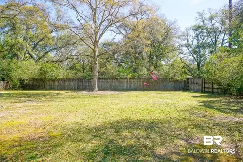 255 Suffolk Rd, Mobile, AL 36608 photo 8
