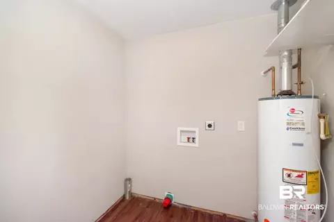 70 Picardy St, Mobile, AL 36607 photo 13