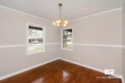 70 Picardy St, Mobile, AL 36607 photo 5