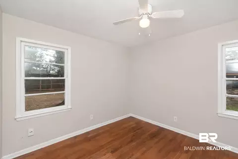 70 Picardy St, Mobile, AL 36607 photo 9