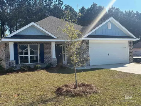 624 Mayflower Dr, Foley, AL 36535