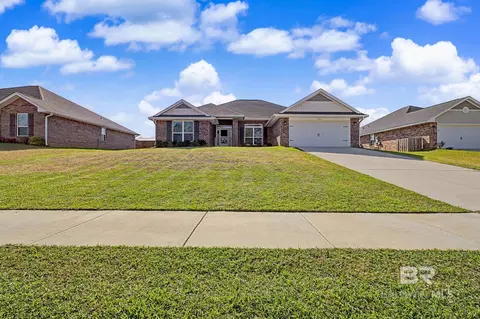 22849 Ridgewood Dr, Robertsdale, AL 36567