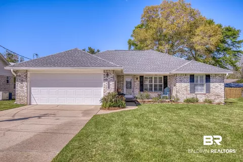 2881 Eslava Cir, Lillian, AL 36549