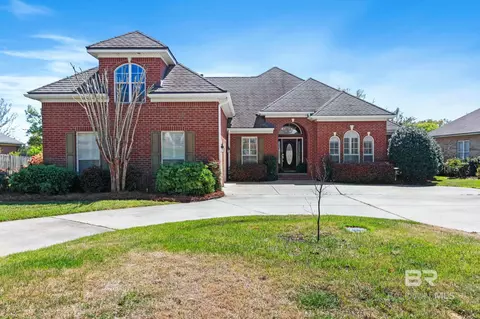8718 Lake View Dr, Fairhope, AL 36532
