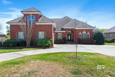 8718 Lake View Dr, Fairhope, AL 36532