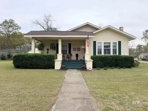 79 Mims St, Monroeville, AL 36460